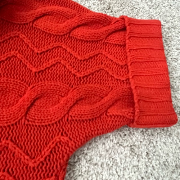 NWOT Planet Gold orange Turtleneck with pattern - Picture 4 of 5